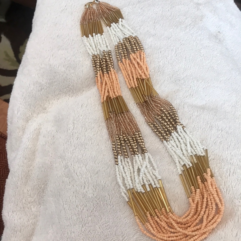 Ladies beaded necklace